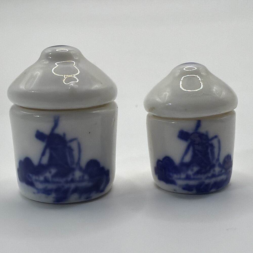 Vintage White Blue Delft Cookie Jars Canister Set Dollhouse Minatures 1:12